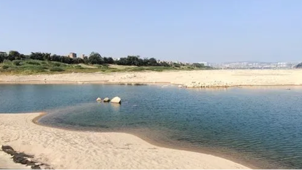 雷達(dá)水位計(jì)在淺灘中的應(yīng)用