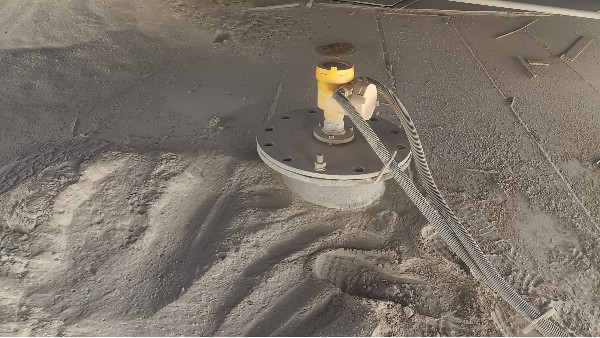 雷達料位計測量石粉的案例分析