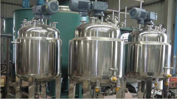 雷達(dá)液位計測量番茄汁灌裝機(jī)儲罐