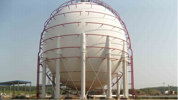 纜式導(dǎo)波雷達(dá)液位計(jì)測(cè)量三氯氫硅球罐