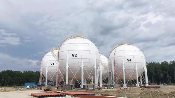 儲(chǔ)存易燃易爆介質(zhì)的球罐用哪種液位計(jì)測(cè)量合適？