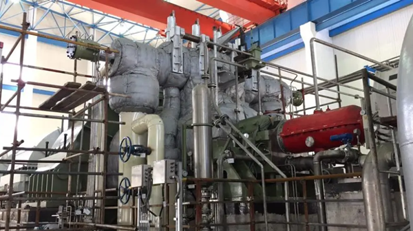 簡介導(dǎo)波雷達(dá)液位計測量汽輪機(jī)潤滑油箱