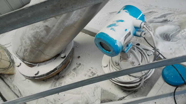 導(dǎo)波雷達(dá)物位計(jì)測量粉料