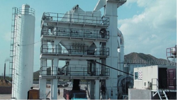 簡介射頻導(dǎo)納物位計在兩種儲罐上的測量應(yīng)用